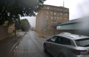 MH19 XGY | Taxi driver wins Educational Course for MGIF at traffic island in Dewsbury