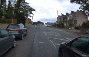 YF65 YYP | Dewsbury: Extreme close pass by Skoda on Savile Road