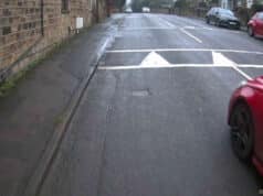 JN16 BAT | Close pass by red Mercedes‑Benz E on Scholes Lane