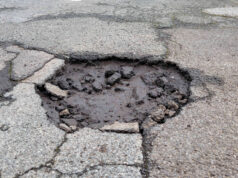 Leeds accelerates pothole repairs after rain‑hit winter, easing risks for cyclists