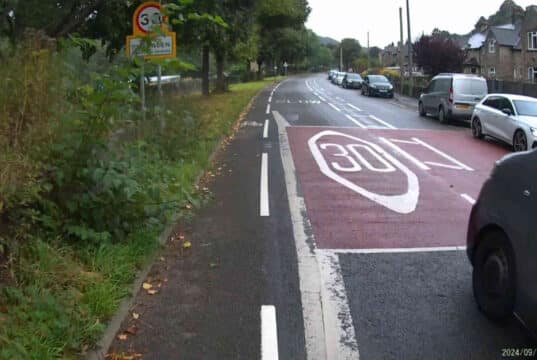 YE71 PNO | Citroen Dispatch involved in close pass on A58 Halifax Road