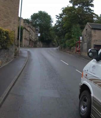 V900 DGE | White Dodge Ram squeezes cyclist on “Red Rooster” (A6025)